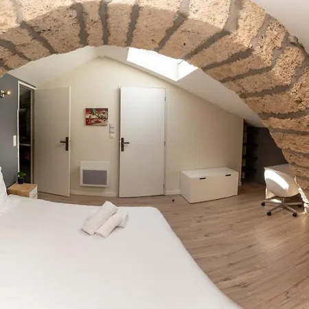 De Egines Villa