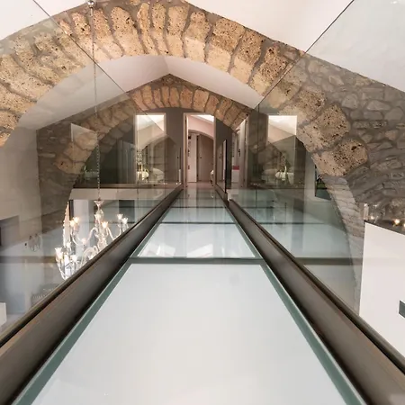 De Egines Villa